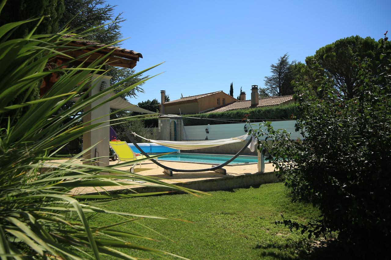La Lavande Camaret-sur-Aigues Номер фото